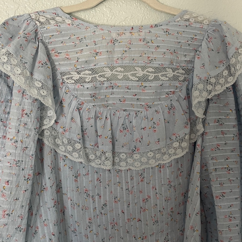 LoveShackFancy Ruffle top - Picture 8 of 9